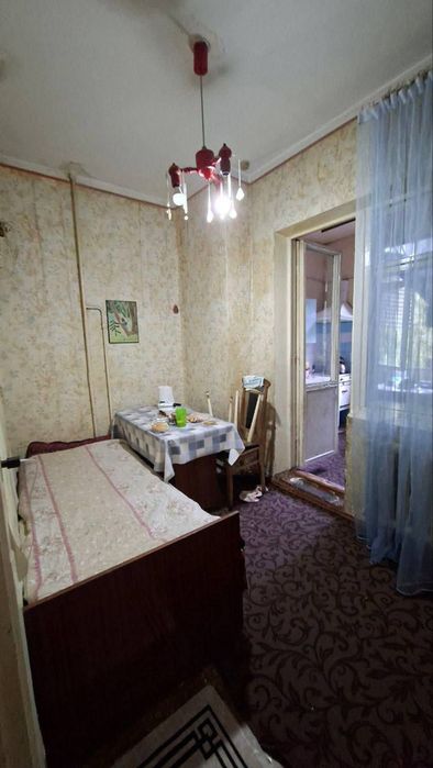 Ахмад Югнакий 1/2/5 балкон 2х6
1²/2/5 общ пл 46м² 
Балкон 2х6 не торец