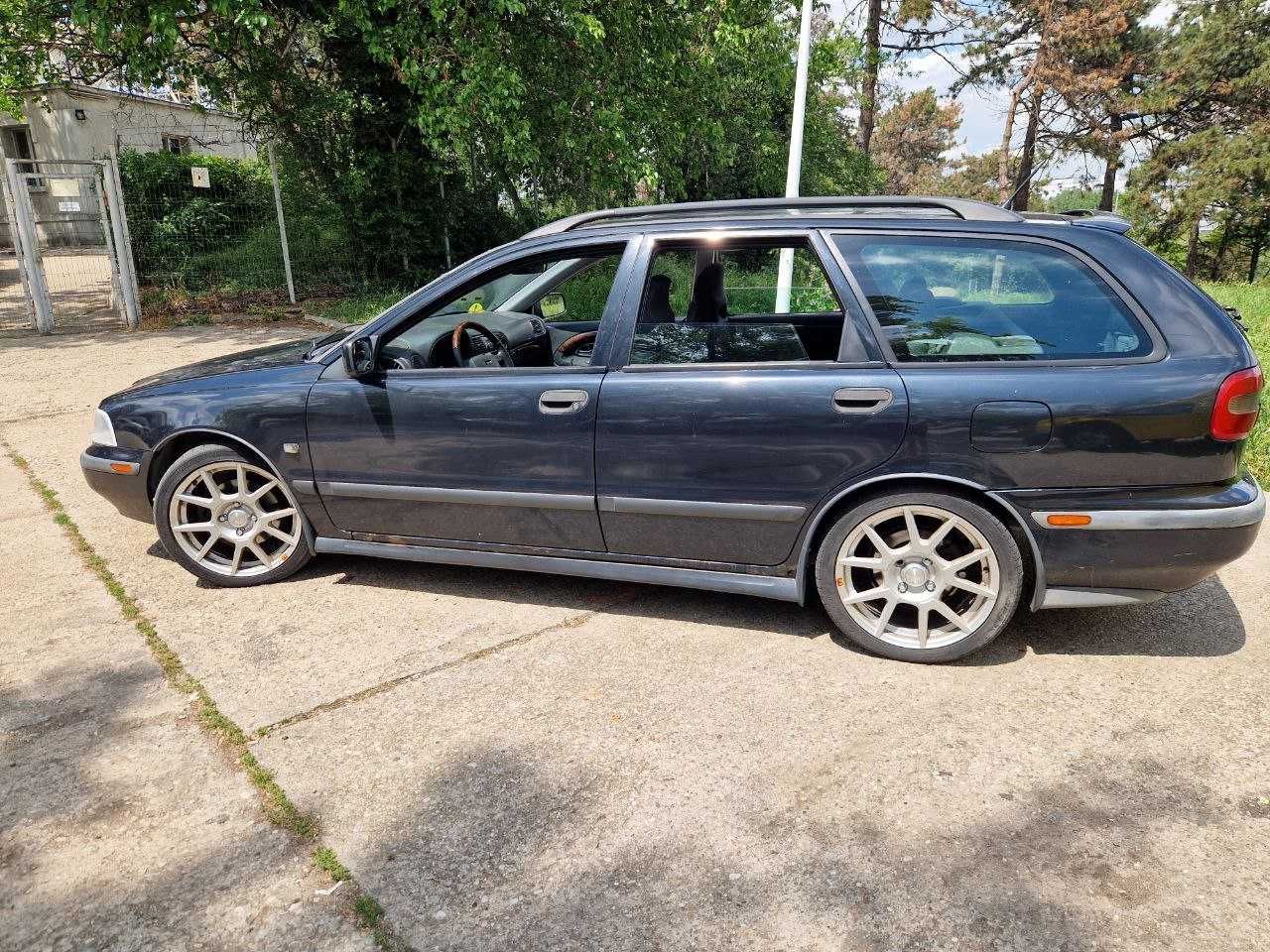 Volvo V40 T4 - 1,855 16 valve Turbo Ph1 - 200 cai - 189,000 km
