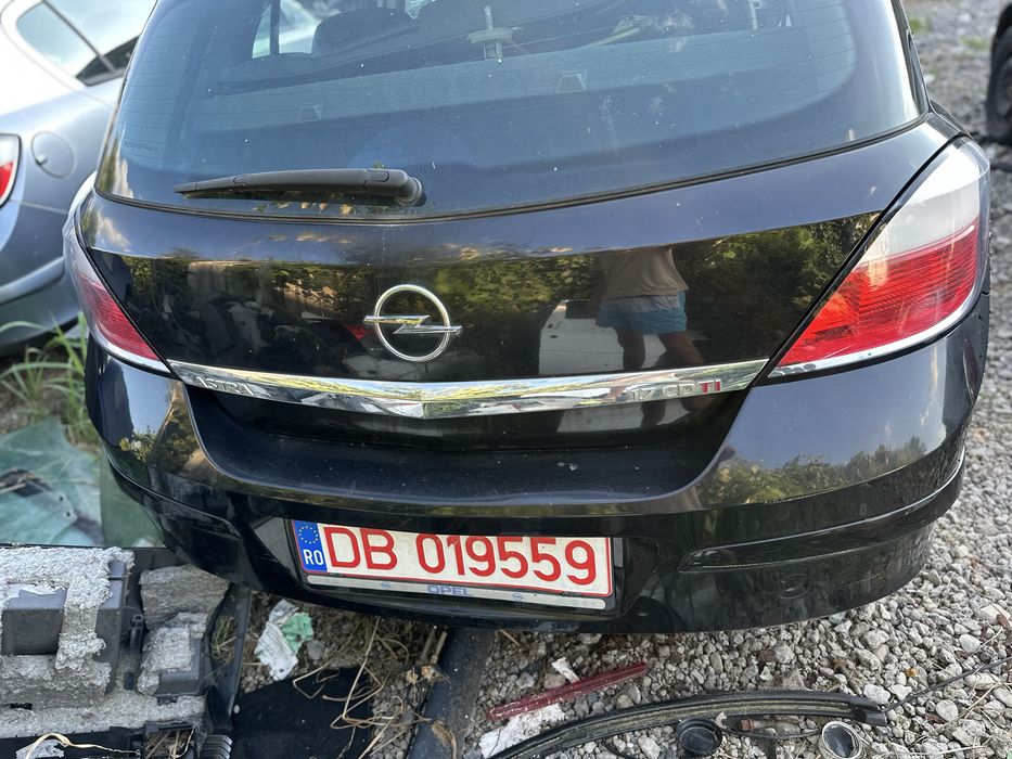 Faruri stopuri t5 vito astra h focus 2 peugeot 206 Golf 6 4 touareg