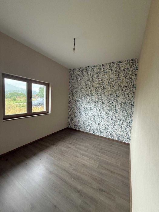 VANZARE Casa Moderna  TARLungeni