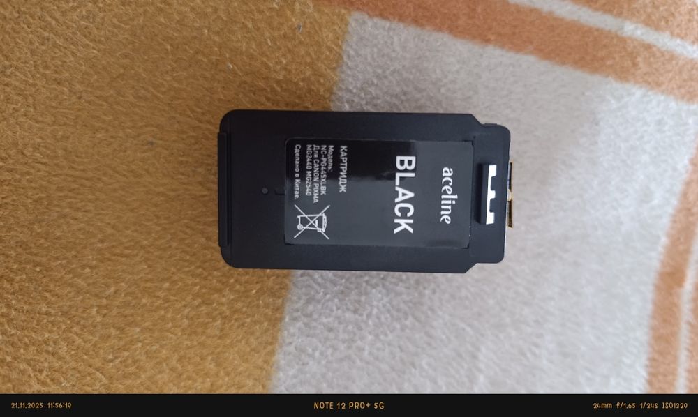 Продам катридж на принтер