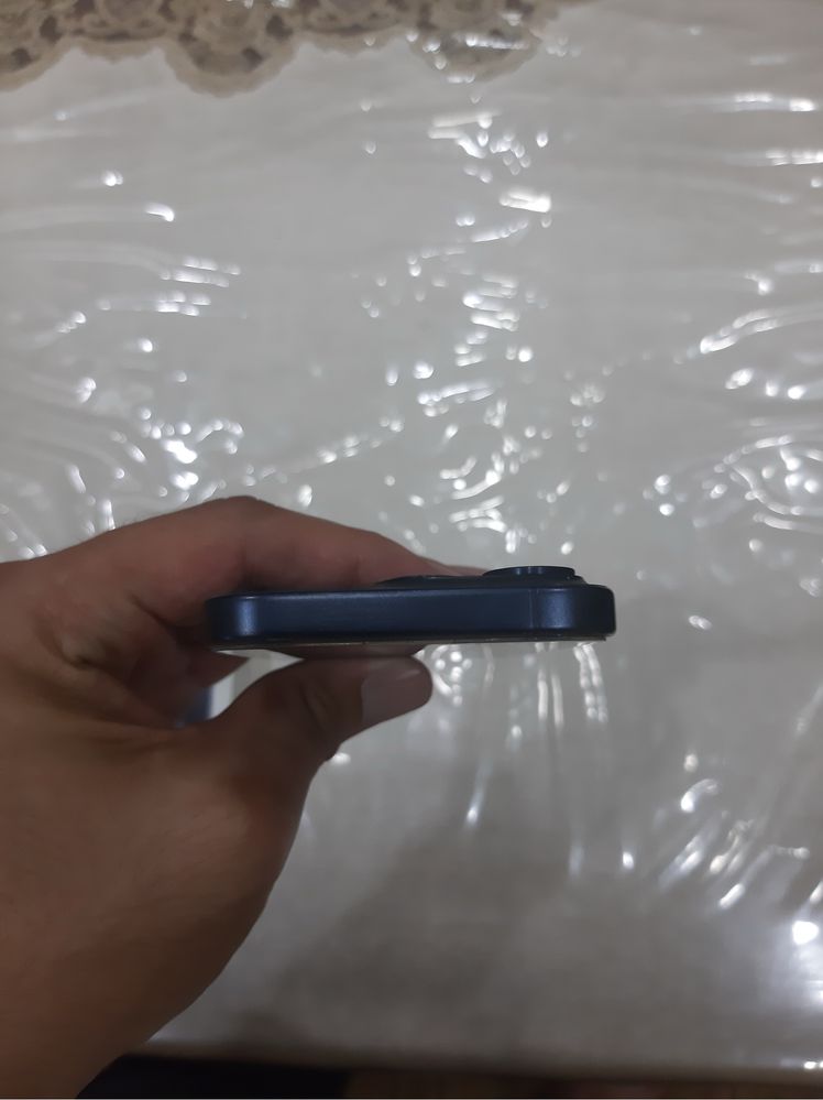 Iphone 15pro 256gb 93% batare kar dak bor