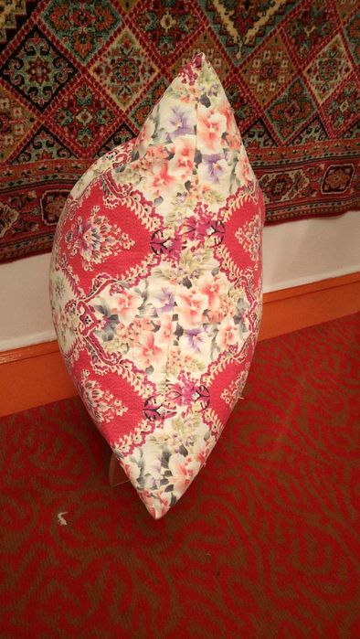 Продам пуховые подушки