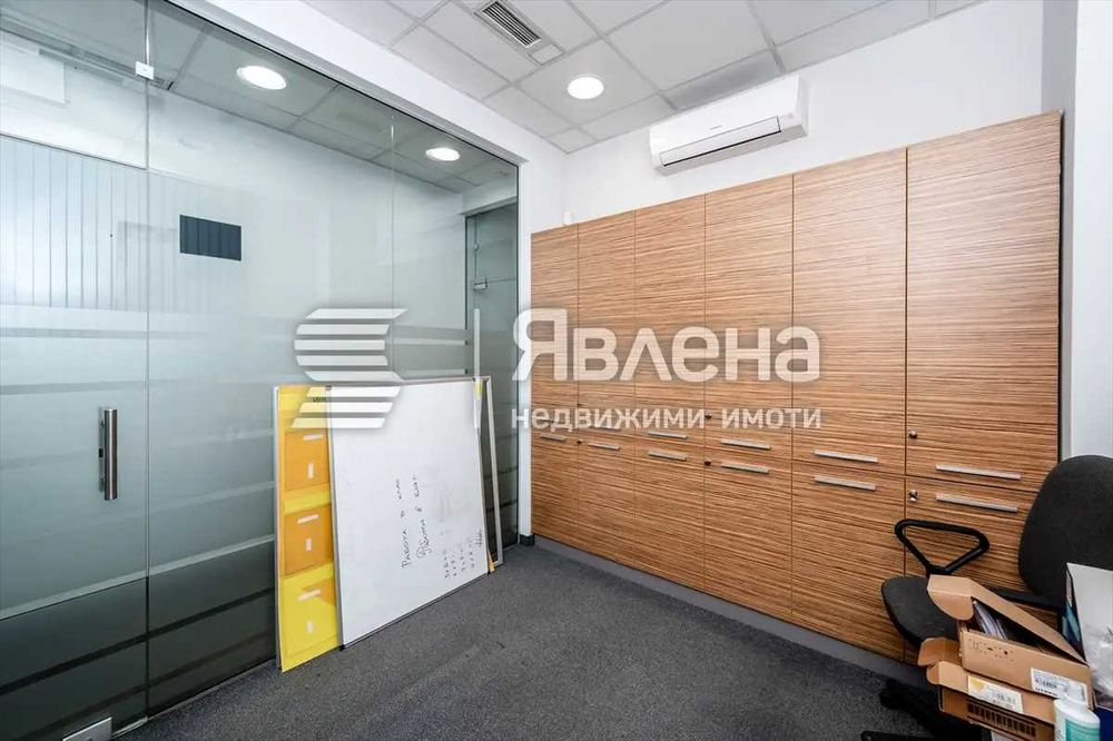 Продава се Магазин в София, Център - 172 кв.м за 2326 €/кв.м - Снимка #12