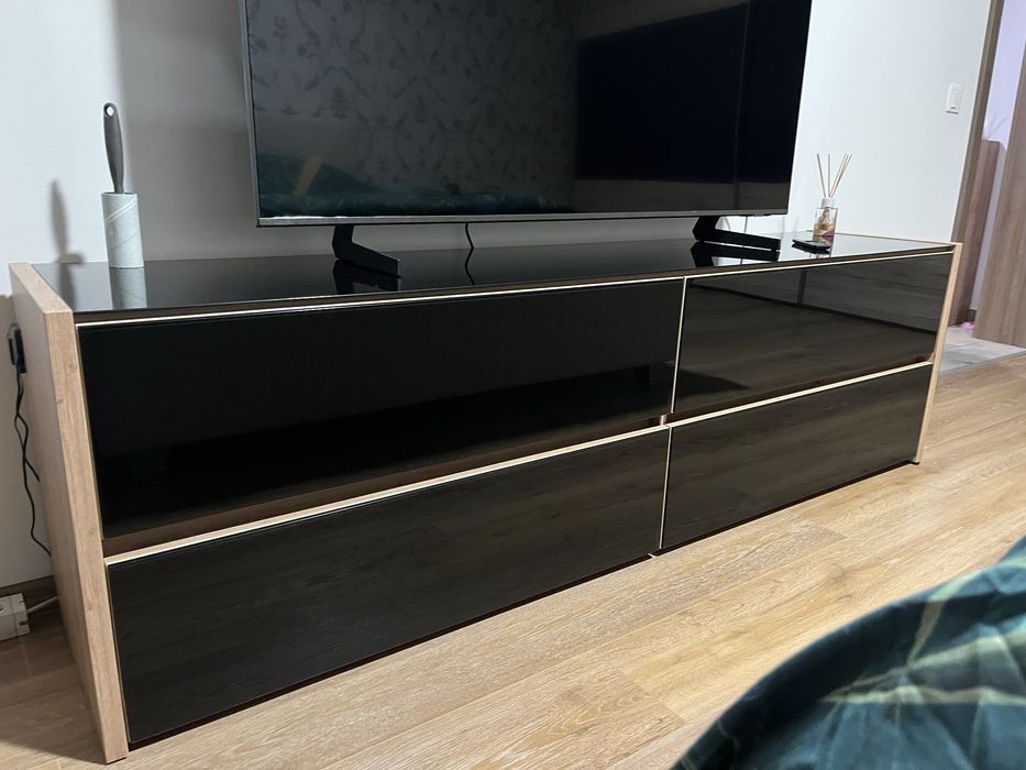 Comoda sticla neagra cu led