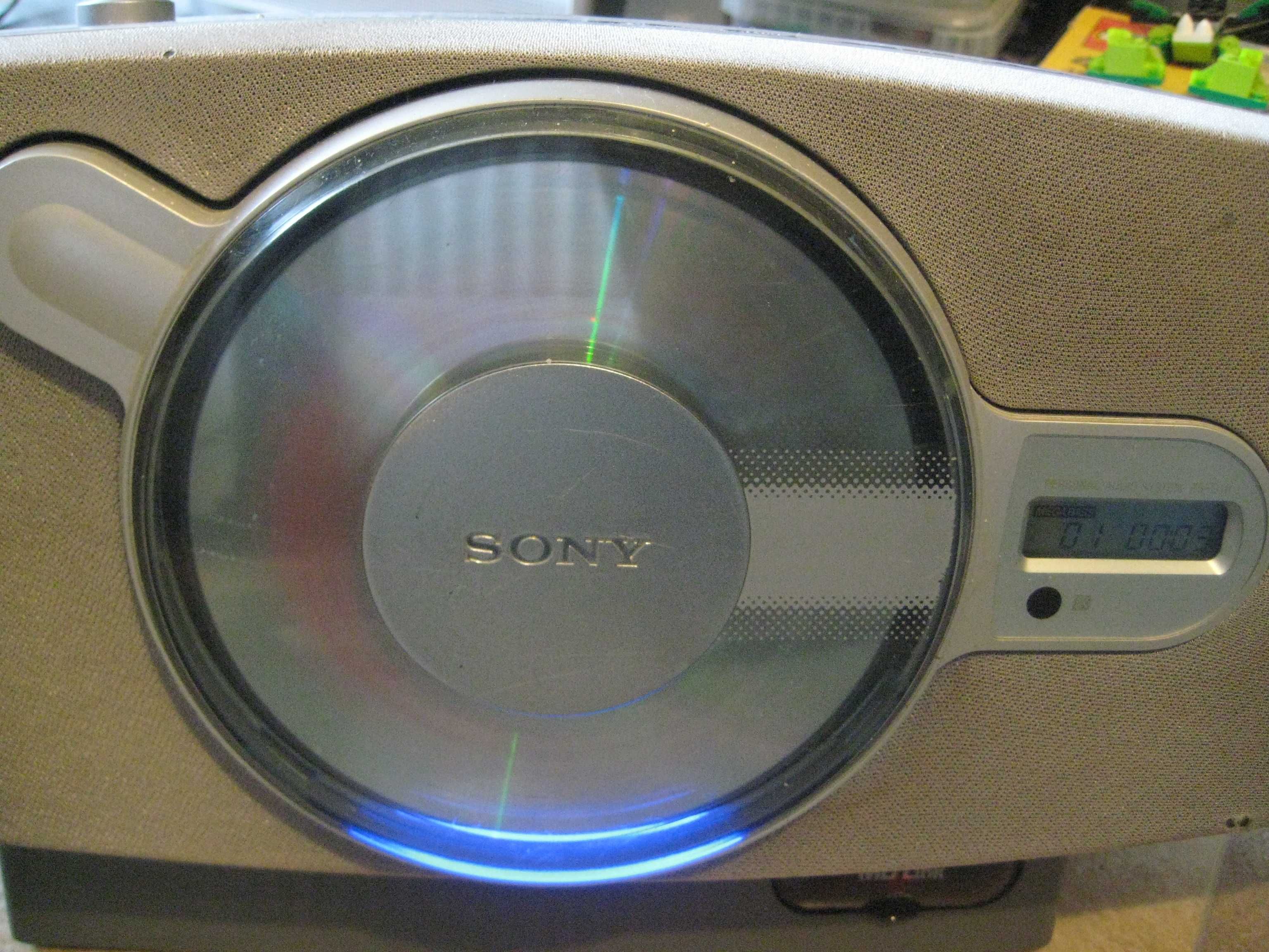 Продавам Personal AUDIO SISTEM SONY ZS-D10