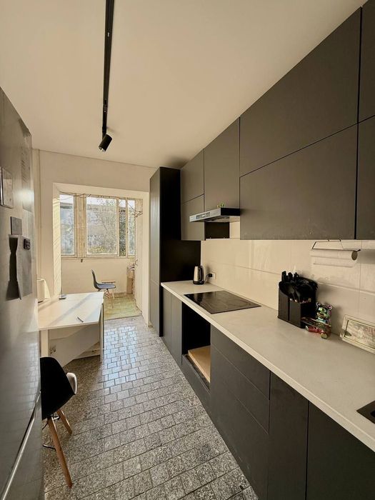 Продается 3/3/4 квартира , 77 серия, Яккасарайский р-н