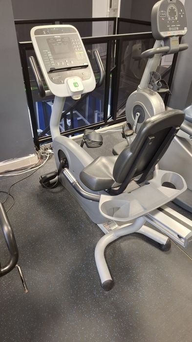 2 броя велоаргометри