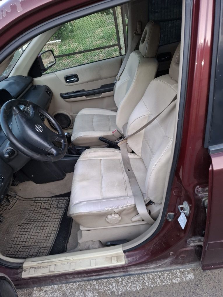 Se vinde Nissan xtrail
