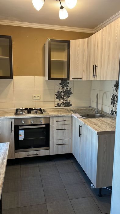 Продам кухонную гарнитуру
