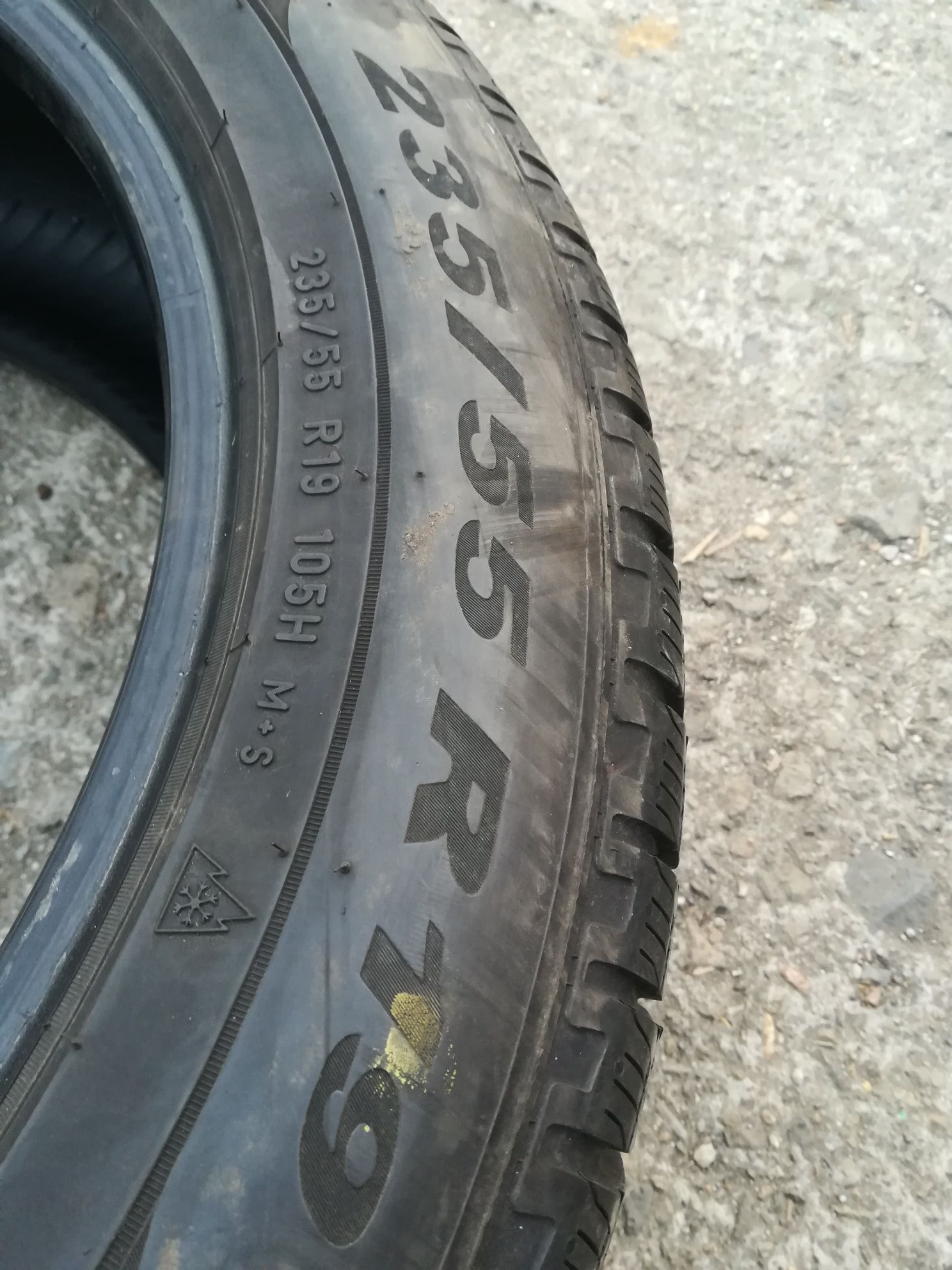 Перфектни 4бр.235/55/19 Pirelli Scorpion дот5015