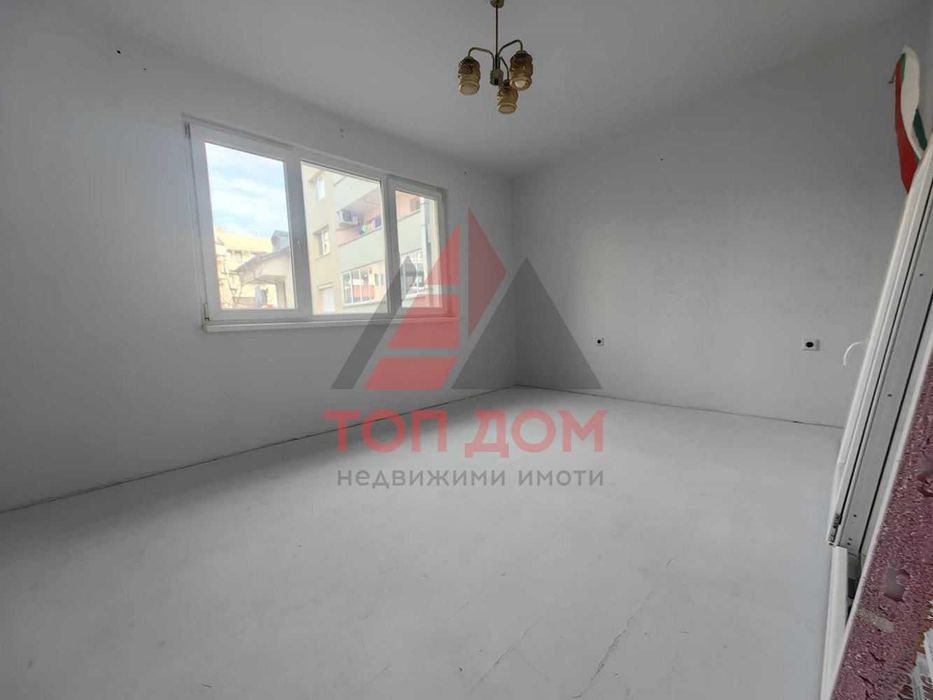 Продава се Тристаен апартамент в Варна, Червен площад - 100 кв.м за 2099 €/кв.м - Снимка #7