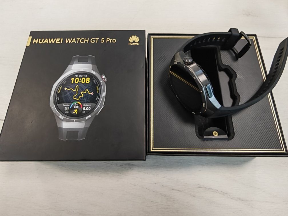 Като нов Huawei Watch GT 5 Pro Titanium Case Гаранция