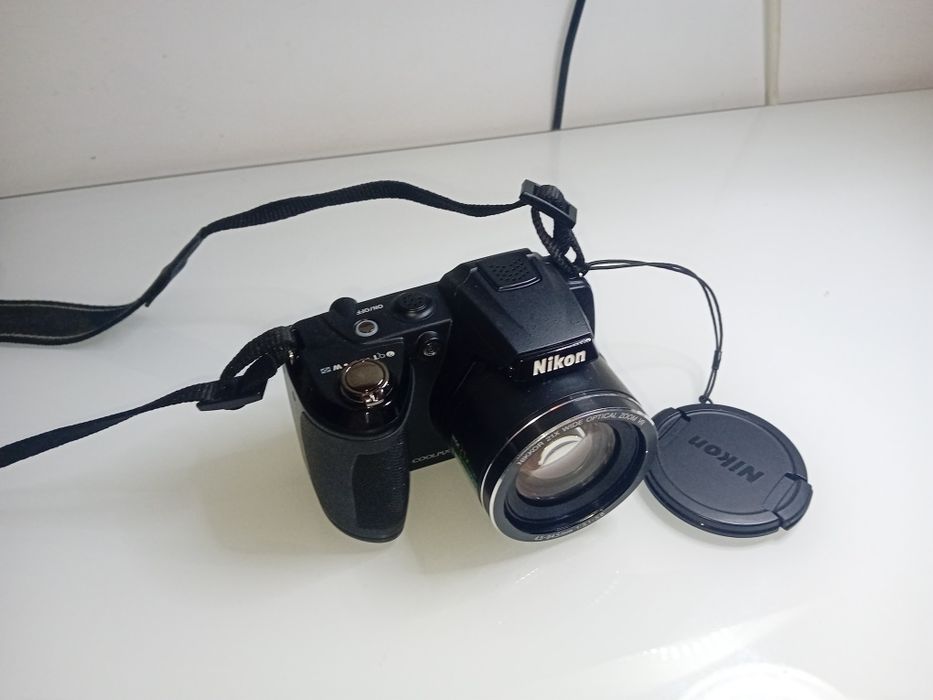 Aparat foto Nikon profesional