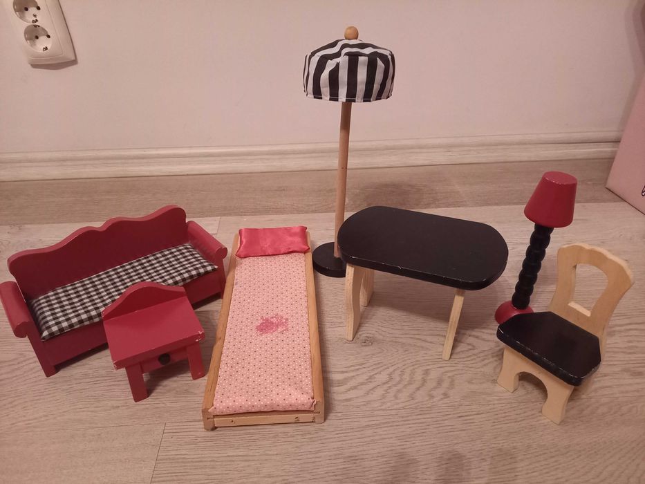 Seturi Barbie surori Chelsea, Stacie, dulap accesorii, doctor papusa