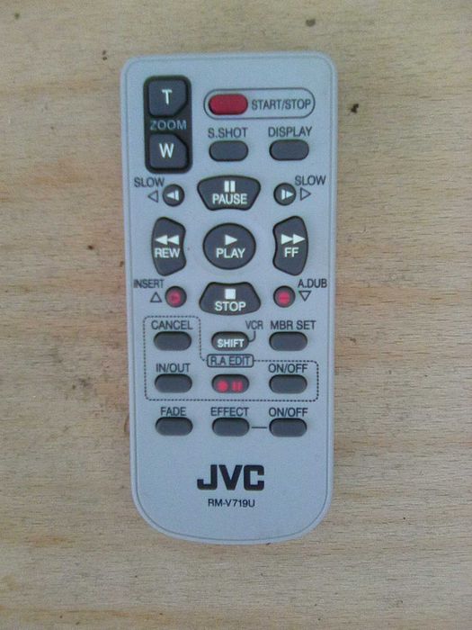 telecomanda jvc tv dvd vcr si una pt videocamera si o saba vcr tv