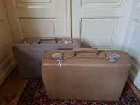 Set de 2 valize, cufere, cu cheie, anii 70, comunism