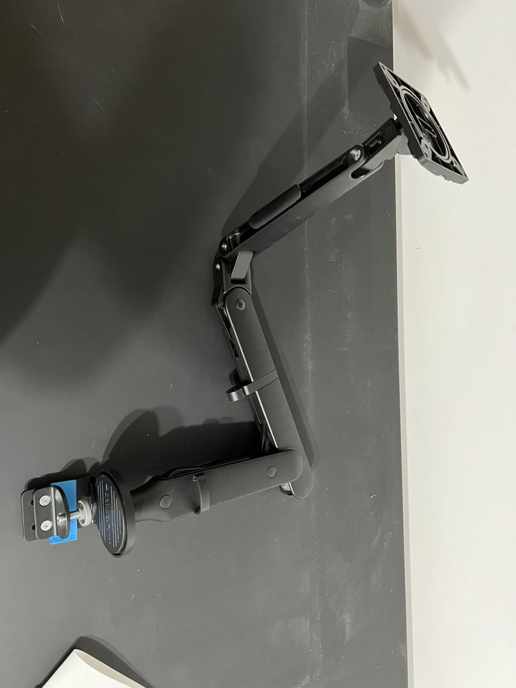 Braț de monitor / Ollin gaming monitor arm (Herman Miller)