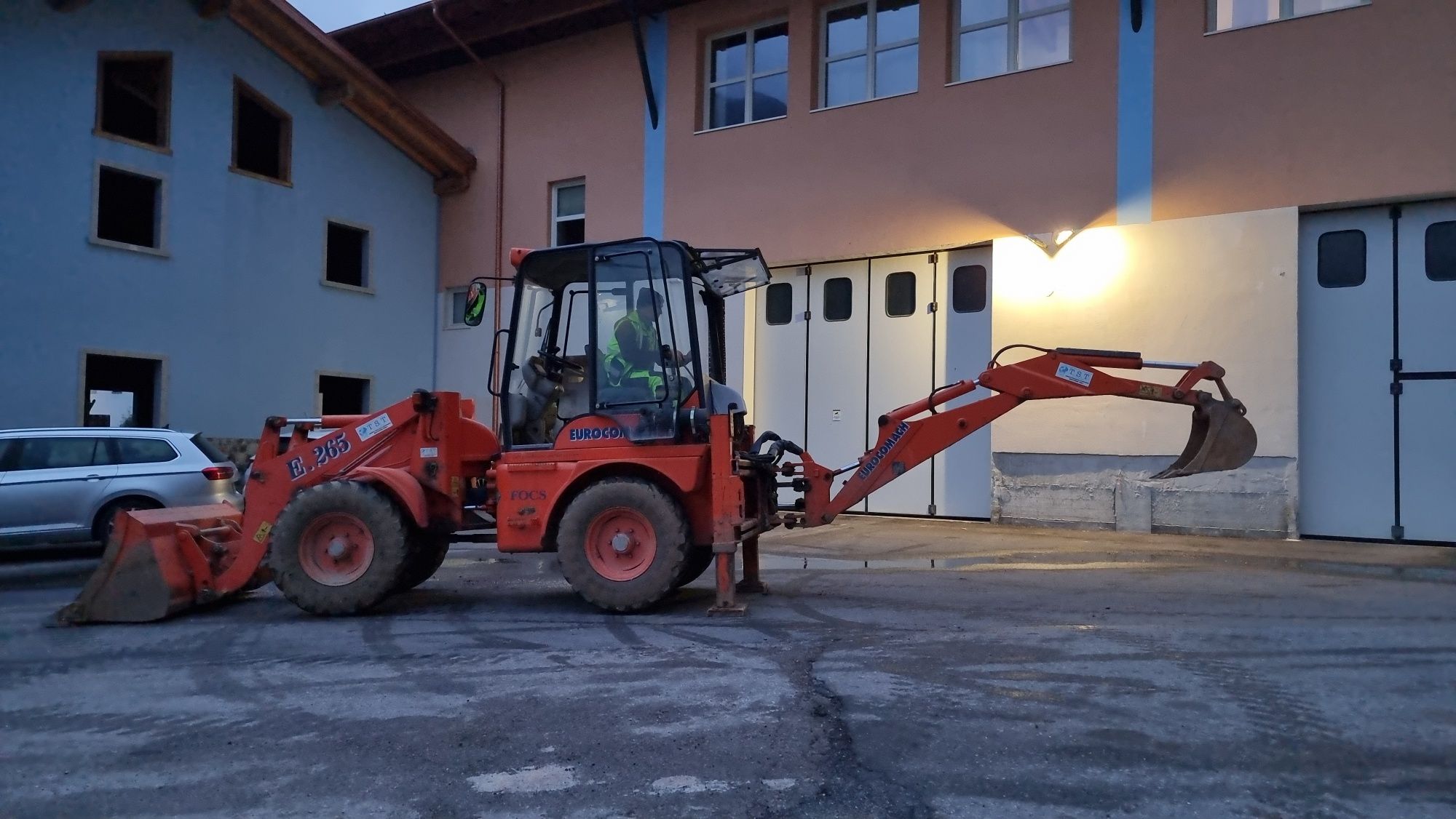 Minibuldoexcavator EUROCOMACH  E 265  cu 1989h Mini Buldoexcavator