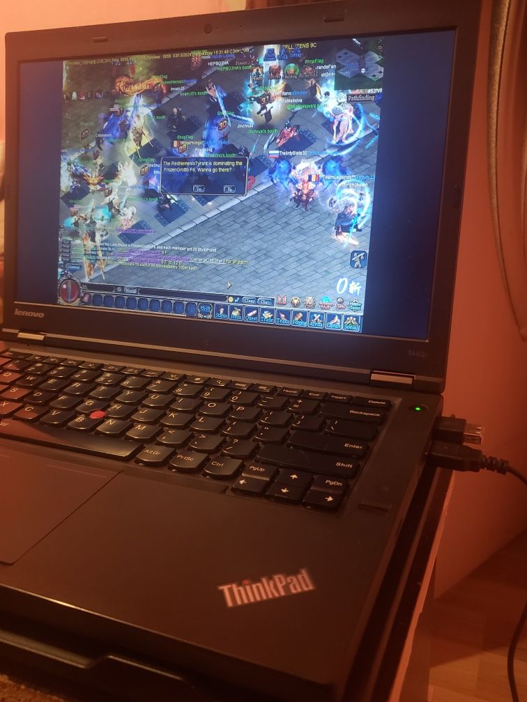 Vând leptop Thinkpad 8gb ram