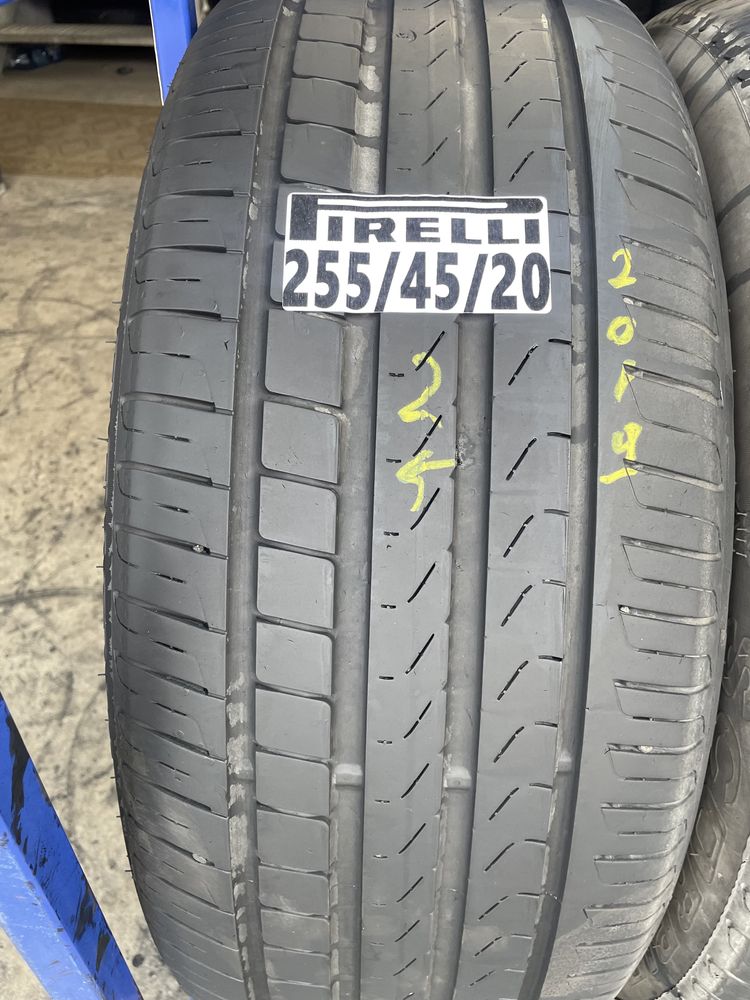 255/45/20 Pirelli