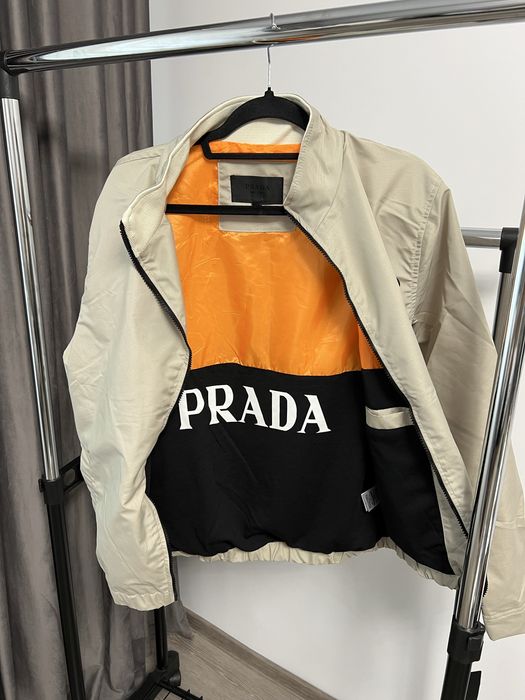 Geaca PRADA super calitate