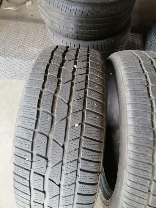 Anvelope 235 /45 /19