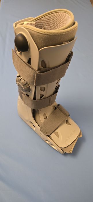 Orteza aircast folosita