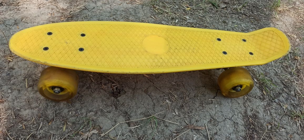 Pennyboard folosit 50 lei