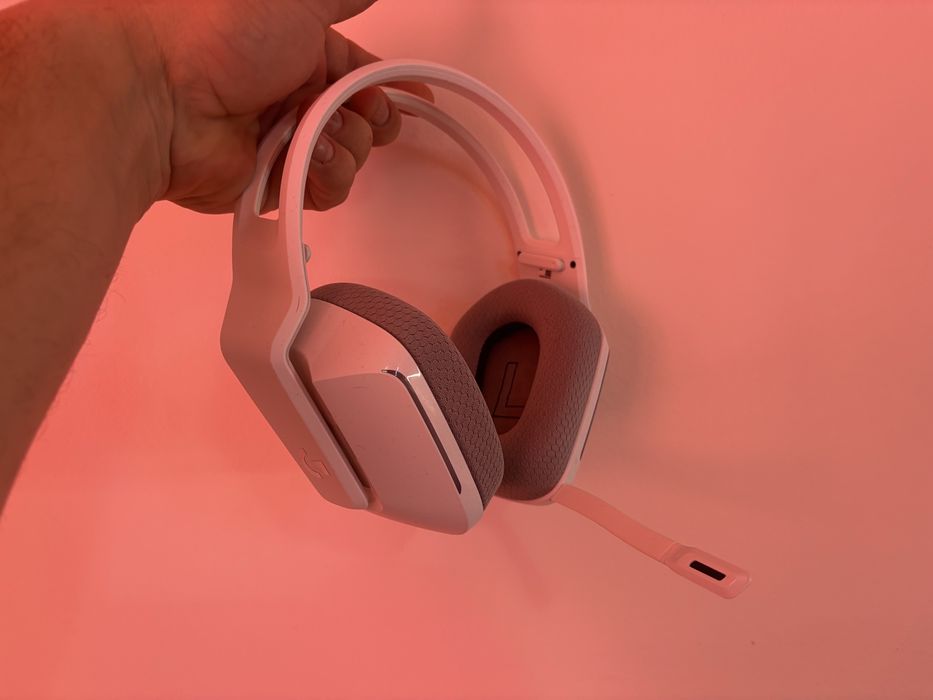 Слушалки за гейминг Logitech G733