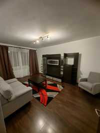 Închiriez apartament