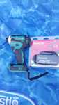 Impact Makita DTD171 cu baterie
