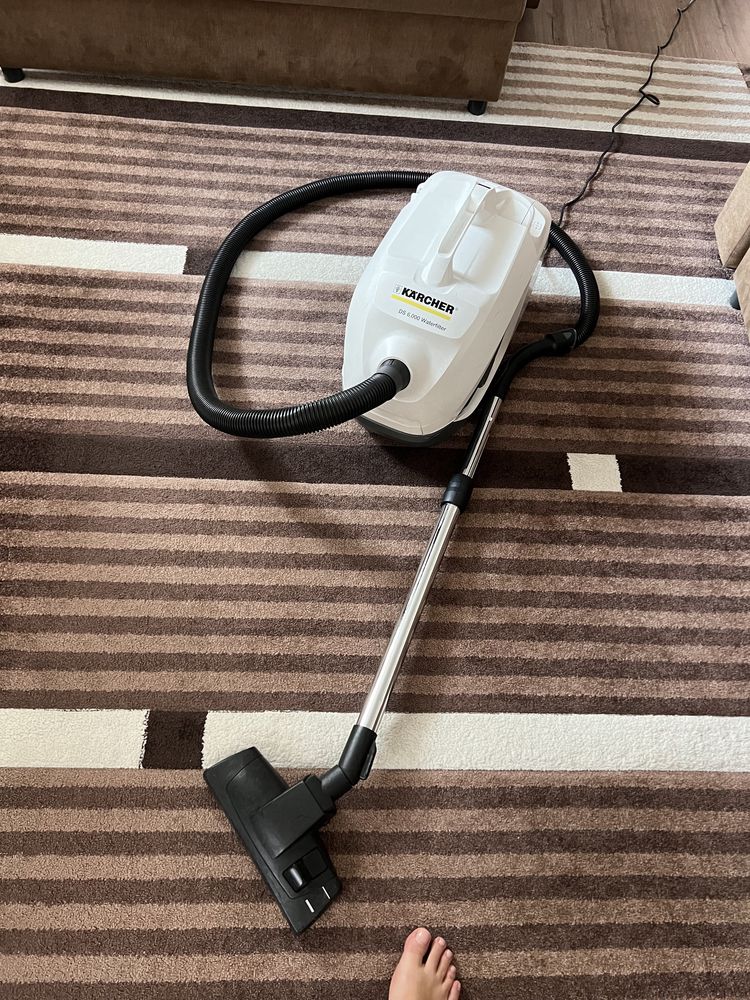 Продам пылесос karcher DS. 6000