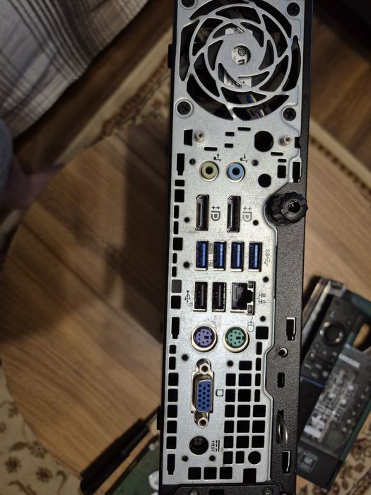 Rezervat ! Kit calculator Intel I3 Sff HP Ellitebook 8300