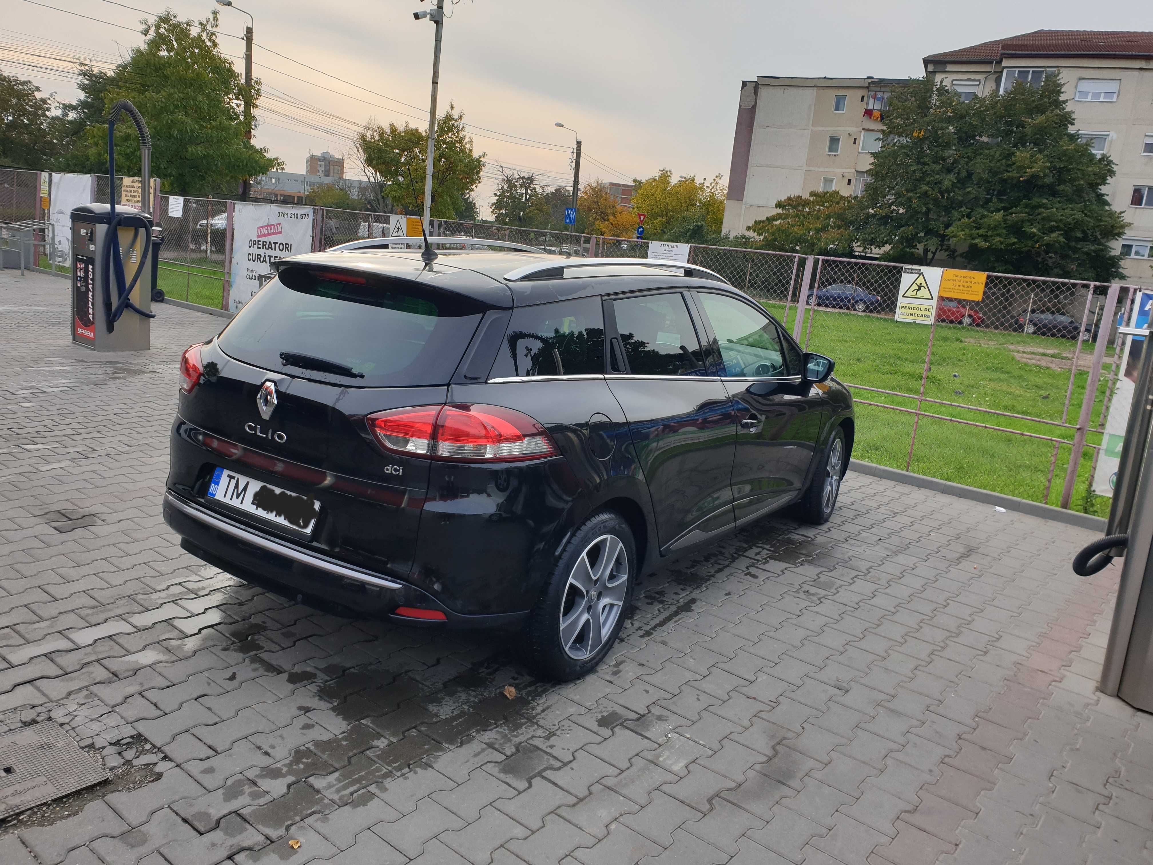 Renault Clio Grand Tour 2015