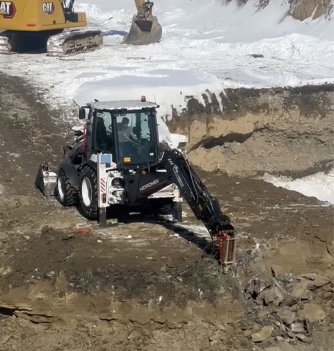 Услуги экскаватор погрузчик 3в1