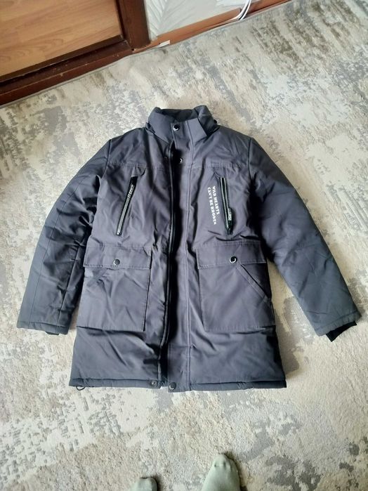 Куртка зимняя в хорошем состоянии.