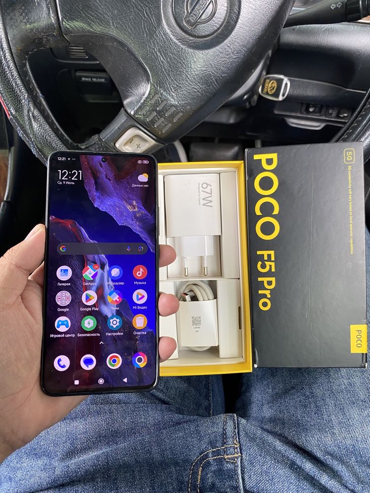Poco F5 pro 5G.  12/512