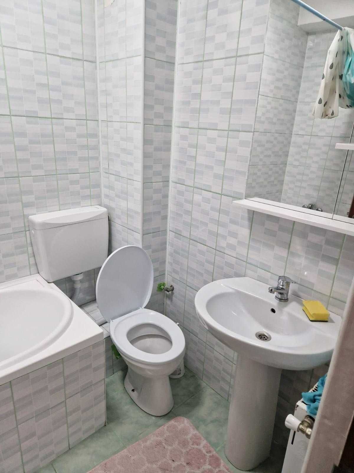 Inchiriez Garsoniera zona Valea Oltului