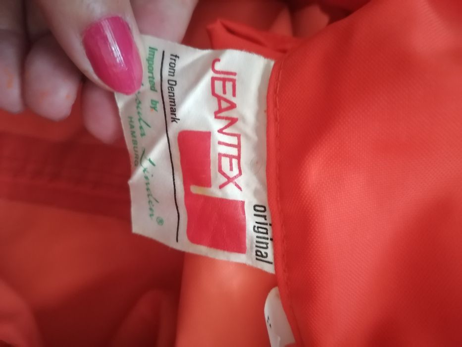 OFERTA : Salopetă impermeabila (mărimea 50-52)