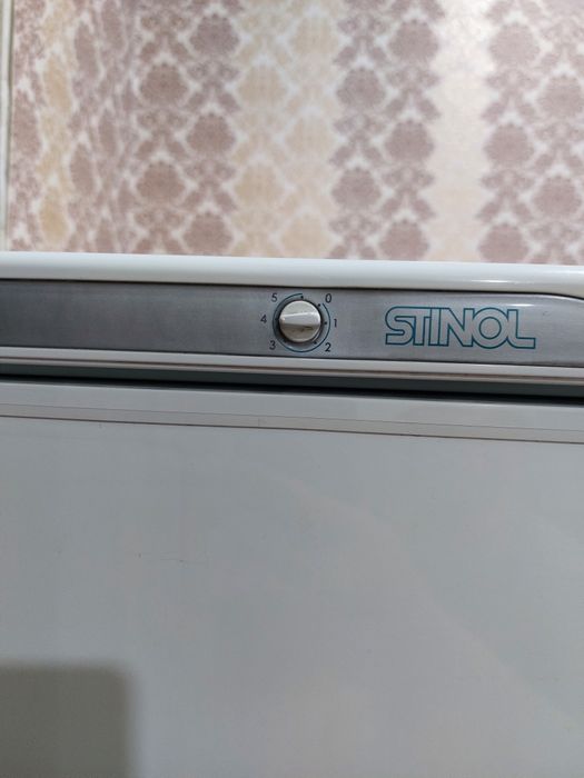 Холодильник STINOL