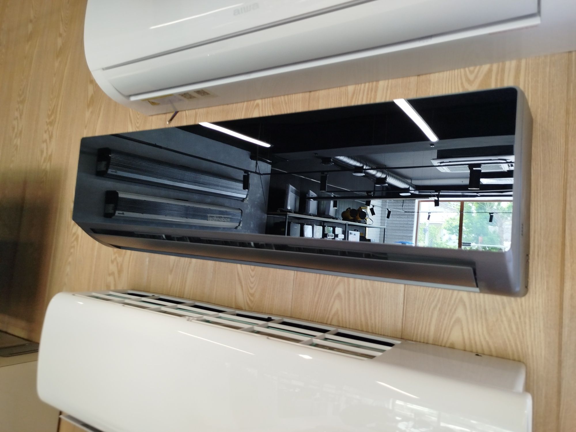 Кондиционер Technobox Darkmoon 12BTU