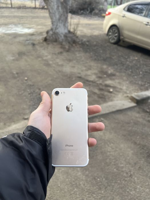 продам iphone 7/айфон 7