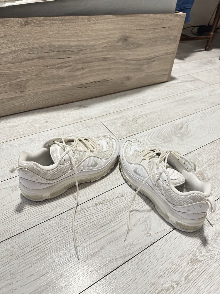 Nike air max