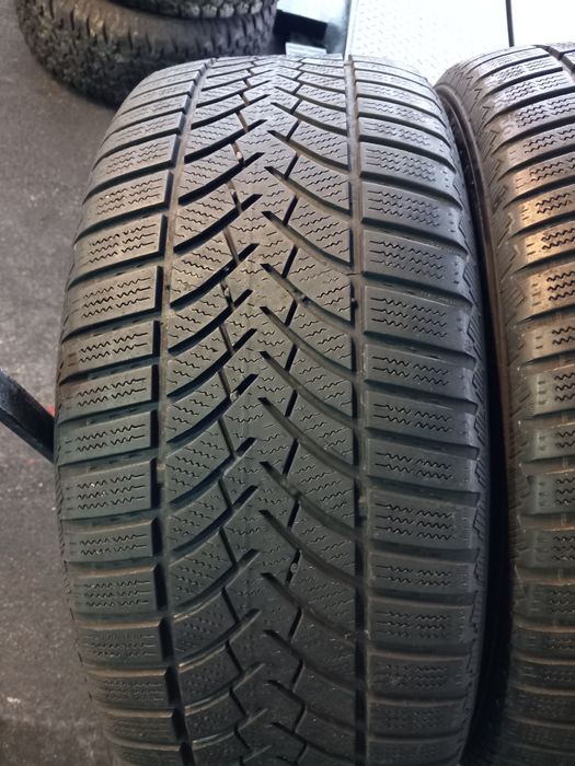 Semperit 235 55 r17 iarna
