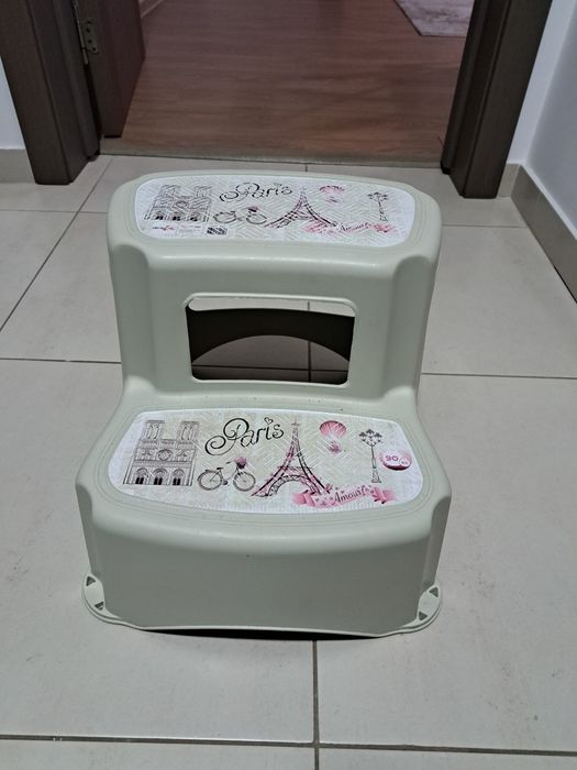 Suport / scaun / scara