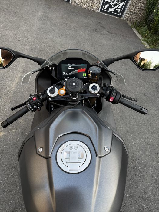 BMW S1000RR model 2021