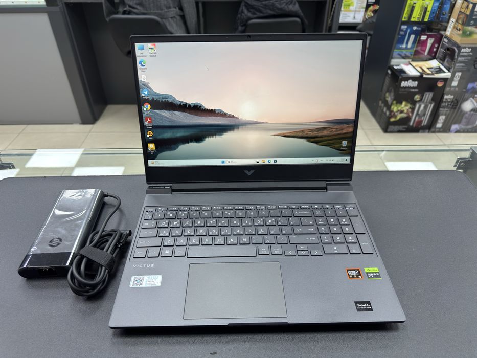 Hp Victus Gaming 2025 Rtx 3050-6GB Ryzen 5 8645HS Ozu-8 Ssd-512 144Hz