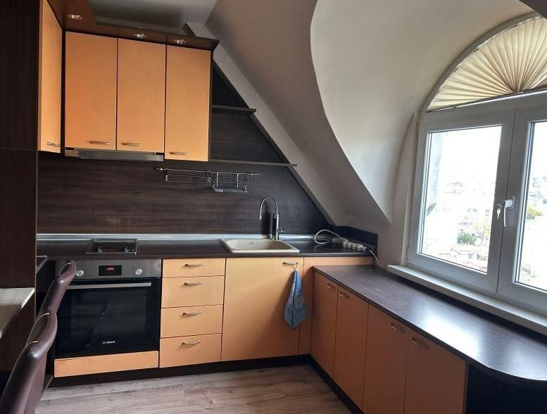 Дава се под наем Тристаен апартамент в Варна, Автогара - 70 кв.м за 450 € - Снимка #1