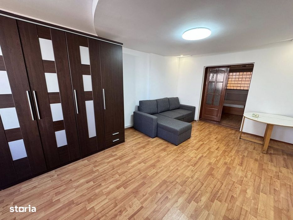 Apartament 100 mp la casa, calea Poplacii